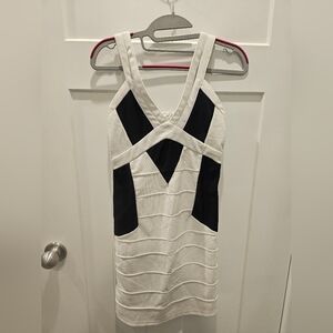 Los Angeles Black White Bandage Bodycon Dress Women’s Small Sleeveless V-Neck